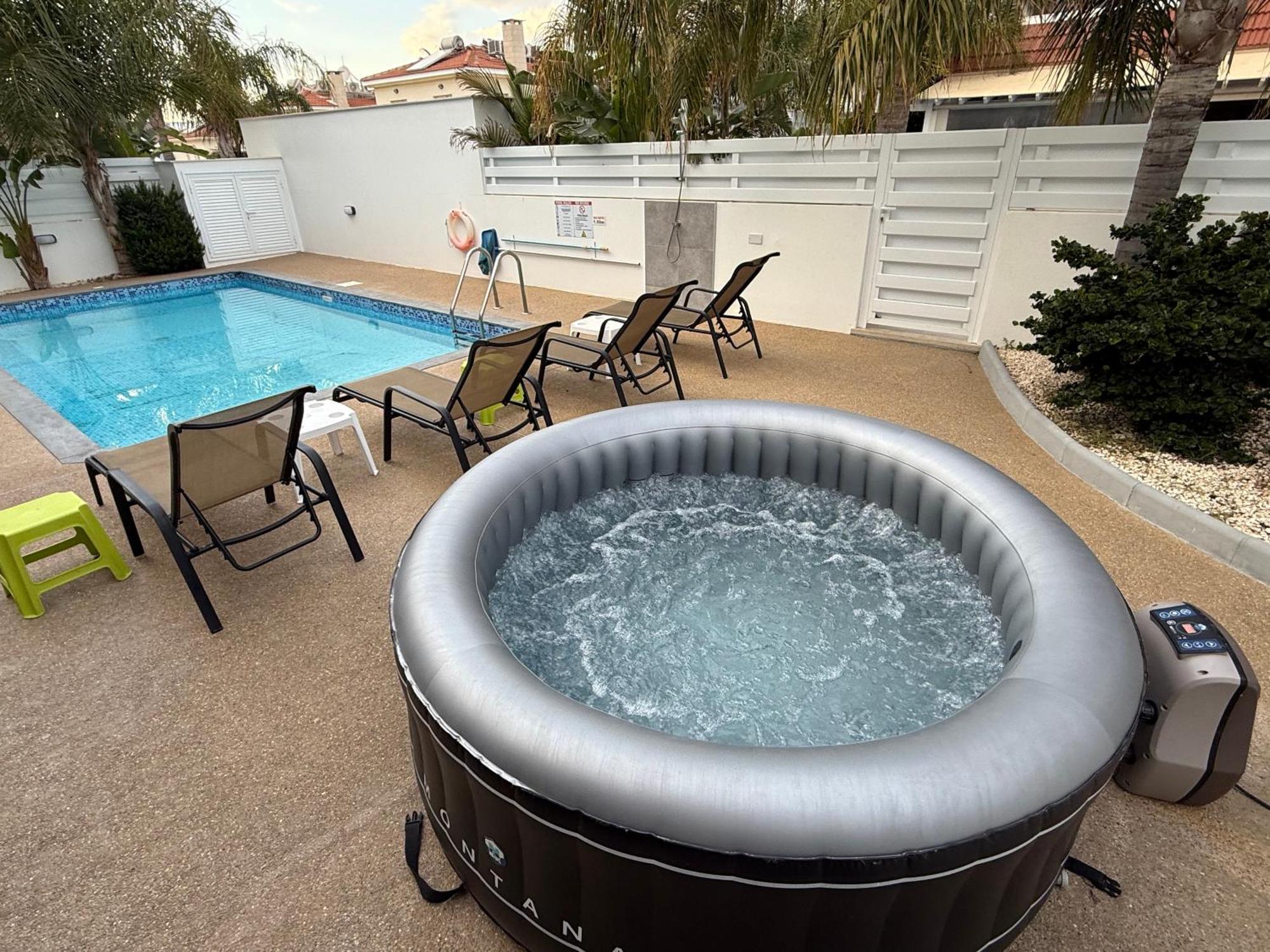 Villa Mario - 2Min Walk From Kapparis Beach Paralimni Esterno foto